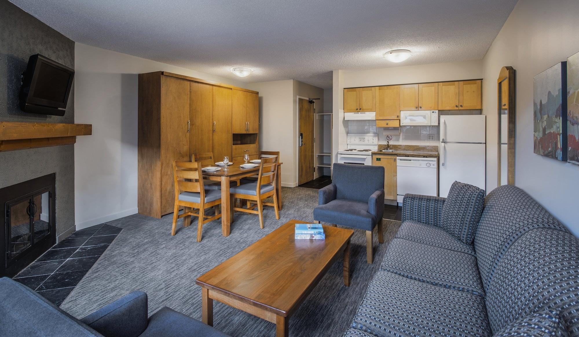 Whistler Village Inn & Suites Esterno foto