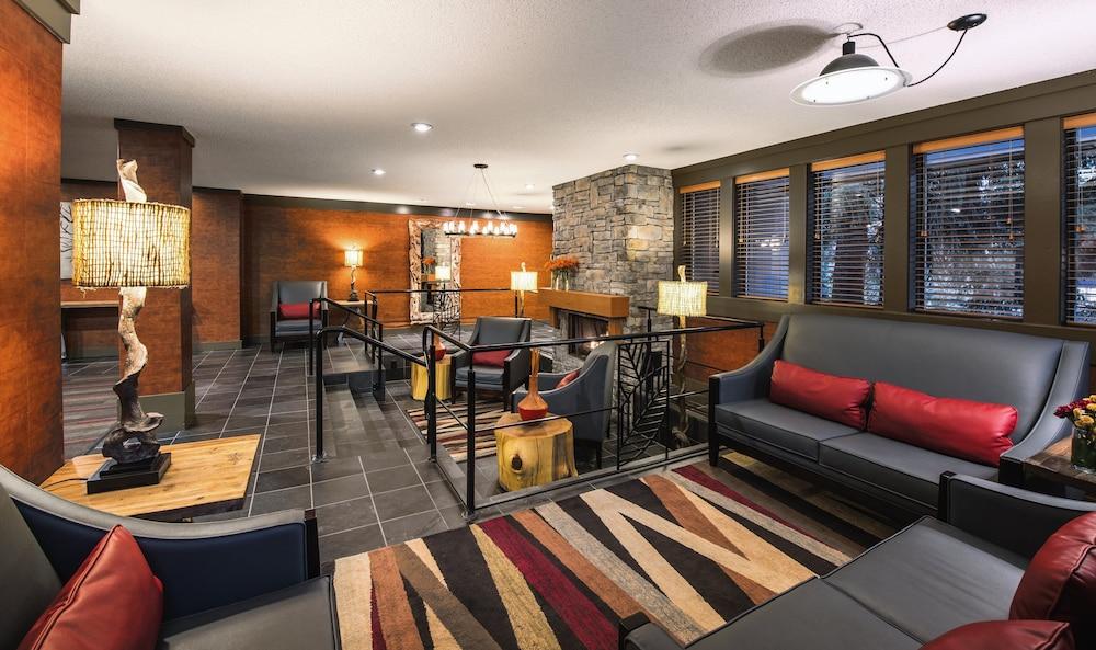 Whistler Village Inn & Suites Esterno foto