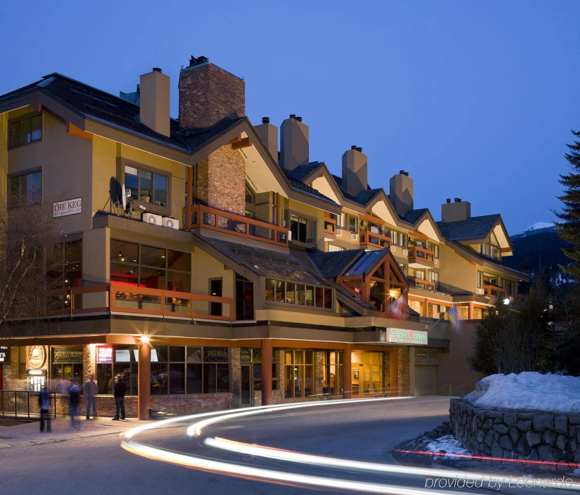 Whistler Village Inn & Suites Esterno foto